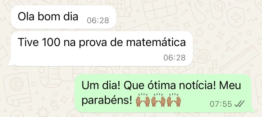 Aluna avisa que tirou 100 na prova de matemática